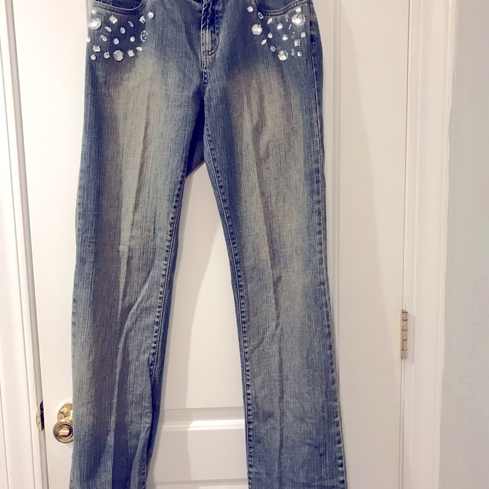Metro 7 Flare Leg Jeans W/Crystal Gems on Front Pockets